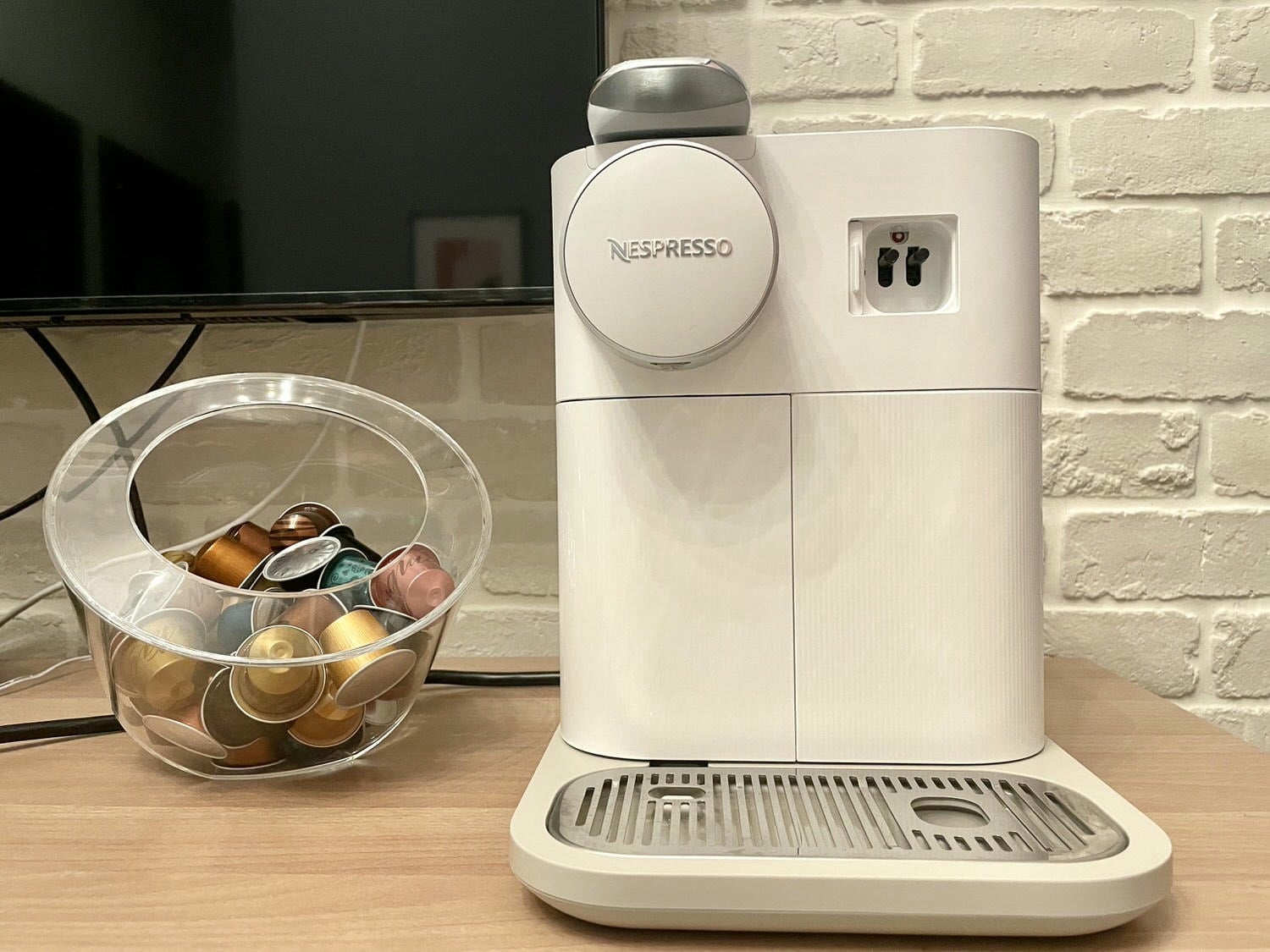 Nespresso 質感白膠囊咖啡機，30秒就能在家享受極致的咖啡體驗