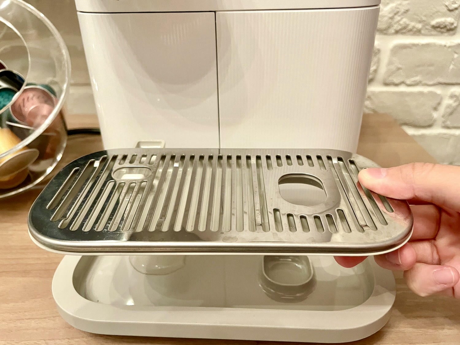 Nespresso 質感白膠囊咖啡機，30秒就能在家享受極致的咖啡體驗