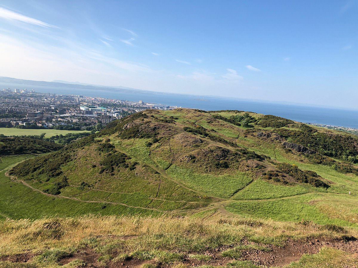 2025英國愛丁堡舊城區旅遊景點,漫步在鬼魅傳說與中古建築物的街道。 - 第18張圖