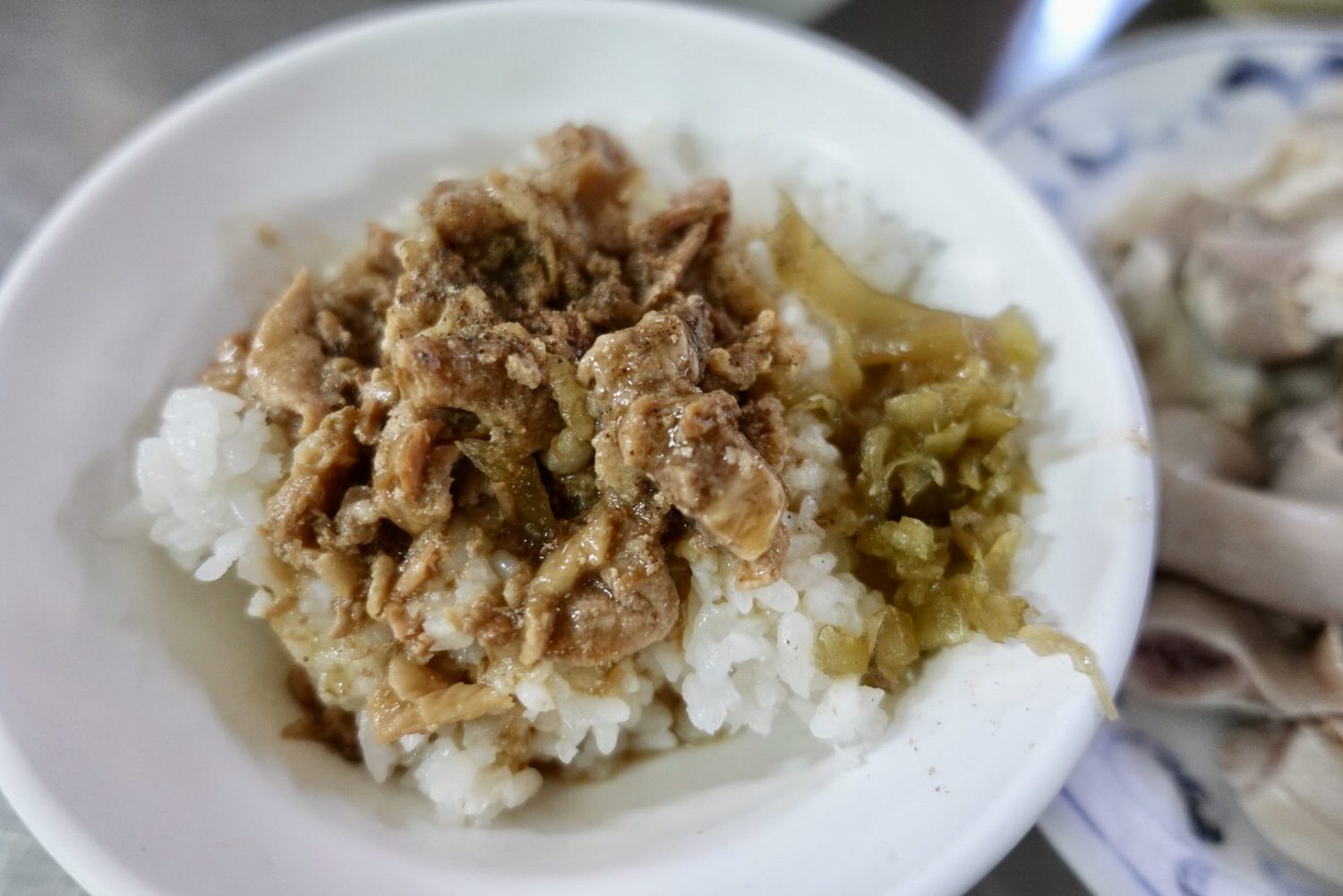 嘉義美食|嘉義東市場的隱藏美食「魯熟肉」,在地人早餐必吃的傳統市場好味道。 - 第7張圖