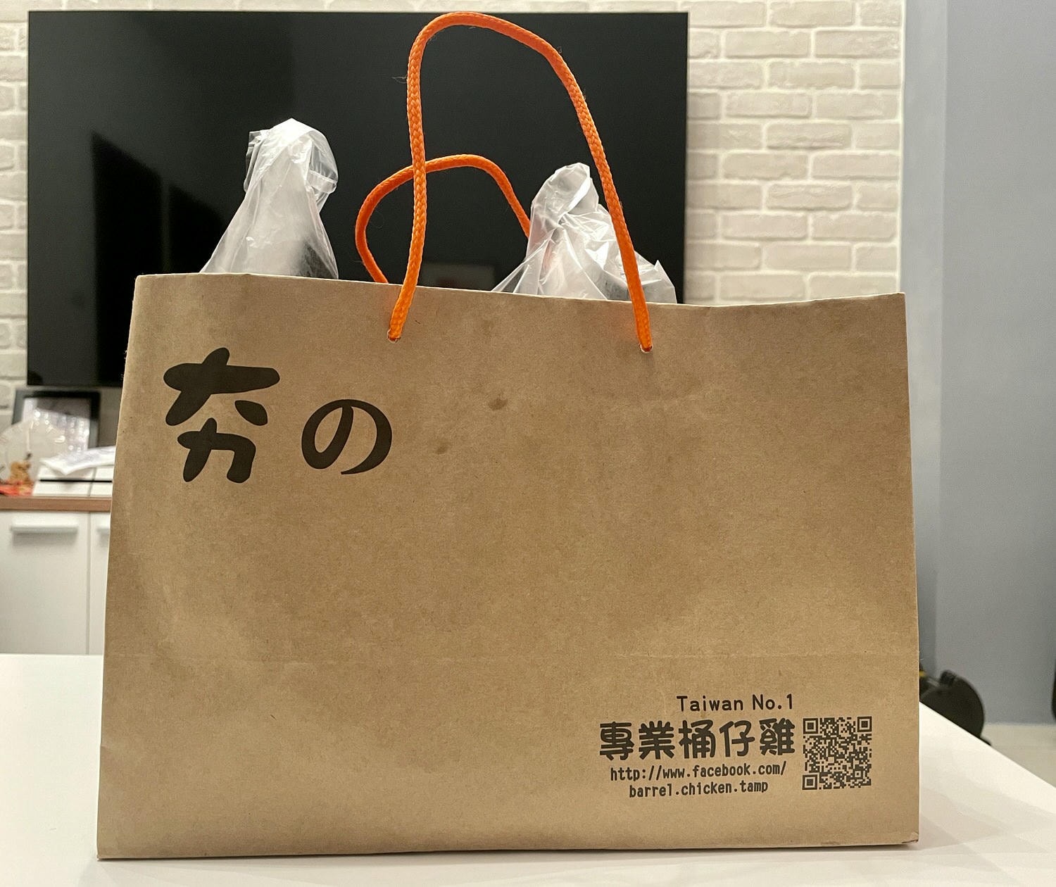 新北美食|三重人氣烤雞「夯の桶仔雞」,傳承五十年好味道,多種口味桶仔雞。 - 第1張圖