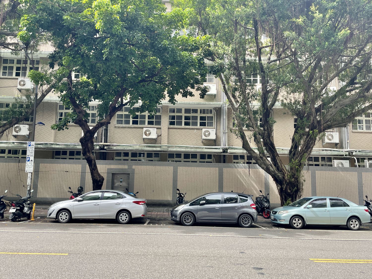 台北美食|鐵板麵控必吃的台北排隊美食「華國早餐店」,善導寺捷運站步行五分鐘。 - 第4張圖