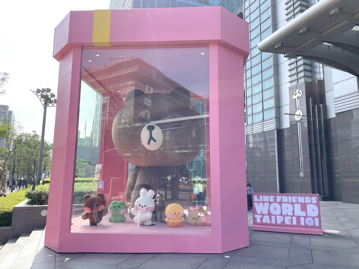 台北101期間限定主題「LINE FRIENDS minini」新登場,超可愛拍照點! - 第8張圖