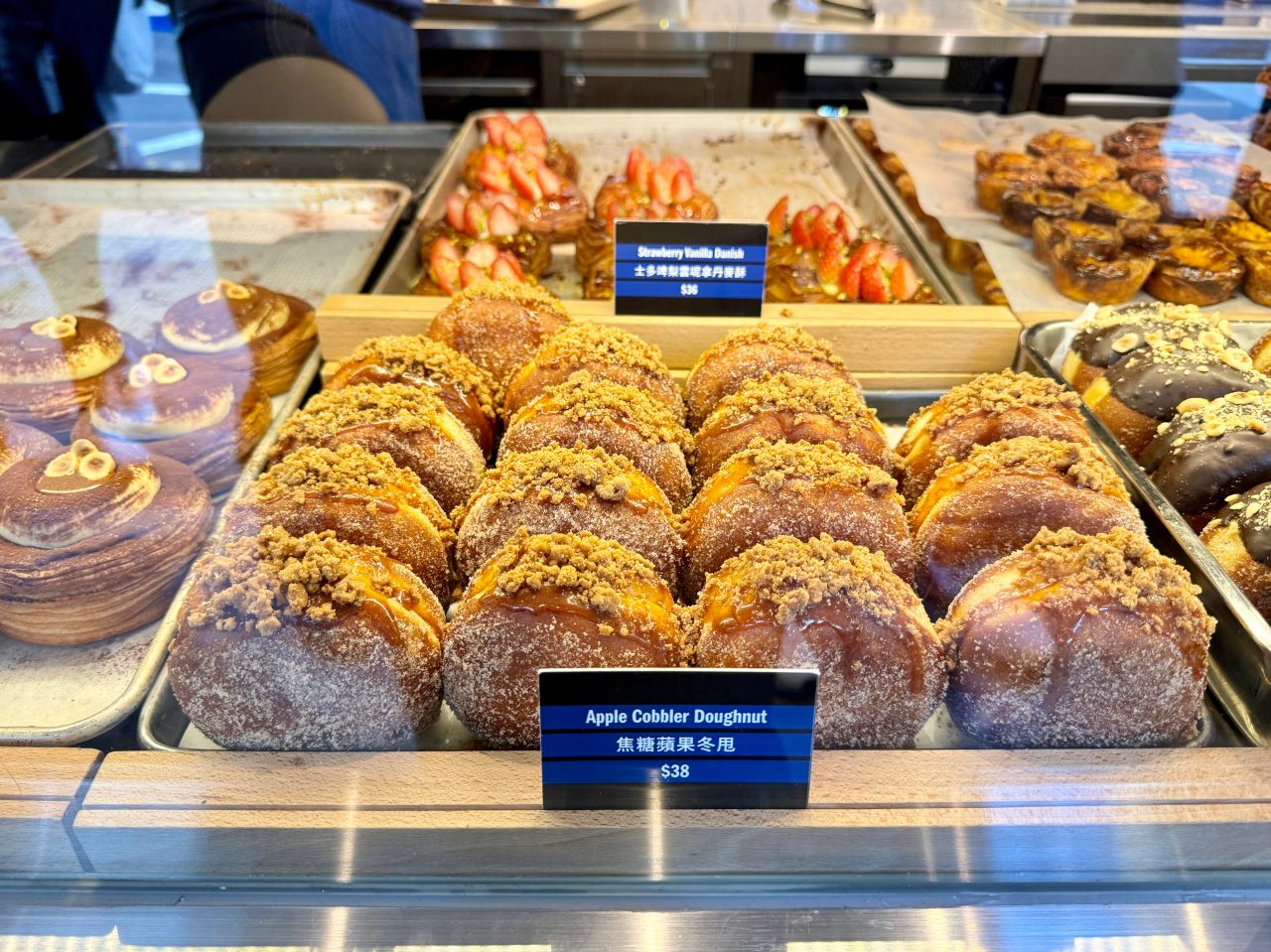 香港銅鑼灣人氣蛋塔店「Bakehouse」在地人也推薦的美味酥皮蛋塔! - 第4張圖 Bakehouse