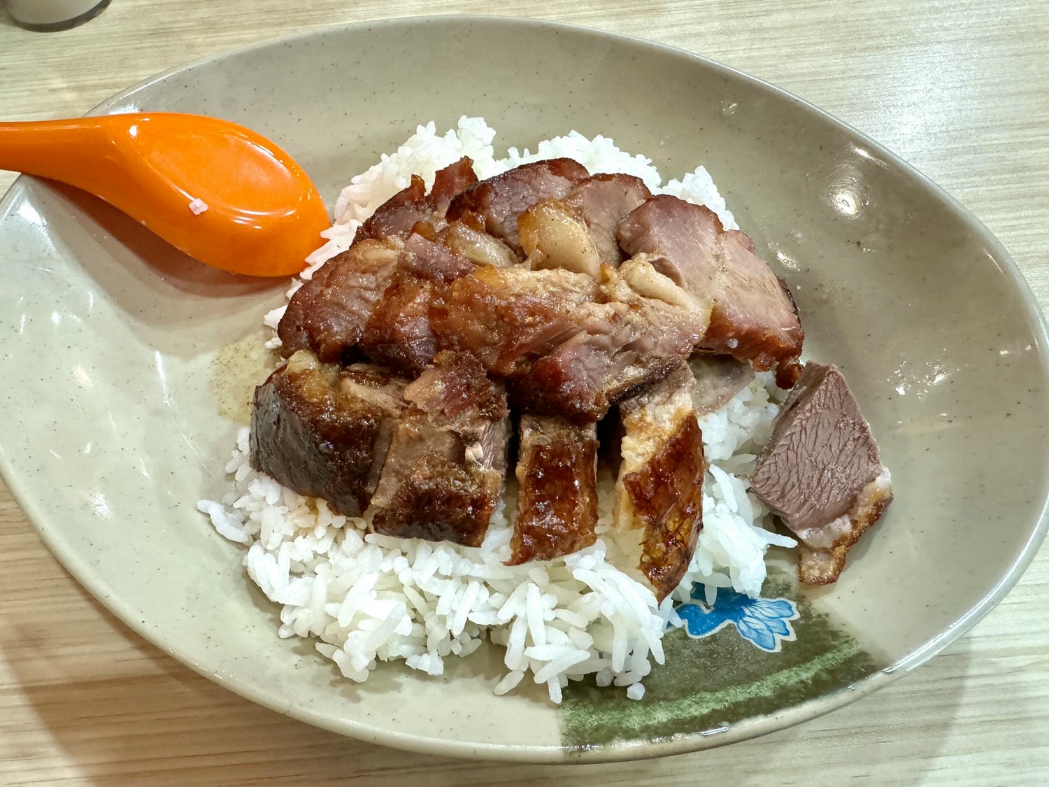 香港中環米其林排隊名店「一樂燒鵝」必吃皮脆肉嫩的美味燒鵝飯! - 第6張圖