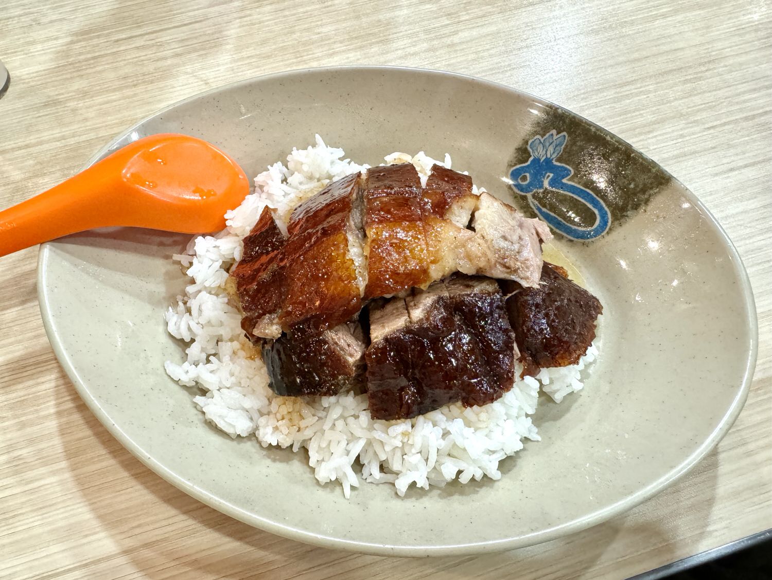香港中環米其林排隊名店「一樂燒鵝」必吃皮脆肉嫩的美味燒鵝飯! - 第7張圖 一樂燒鵝