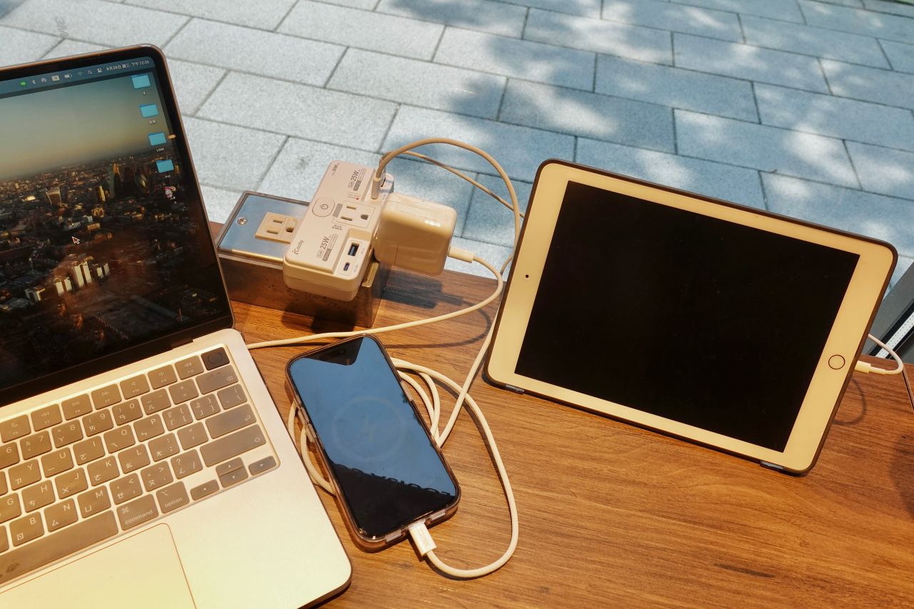 「iCooby NW2 雙閃充小幫手」出門必備「一換六充電神器」四種規格充電模式一次滿足! - 第2張圖 iCooby NW2 雙閃充小幫手