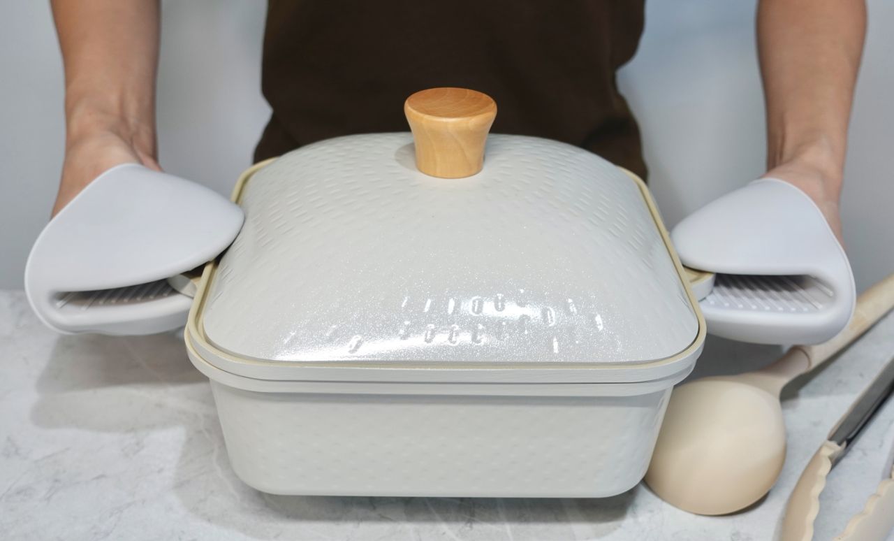 韓國人氣鍋具「Korea King 那摸Q疊疊方鍋組」美型不沾鍋、兩用料理超實用! - 第8張圖 Korea King 那摸Q疊疊方鍋組