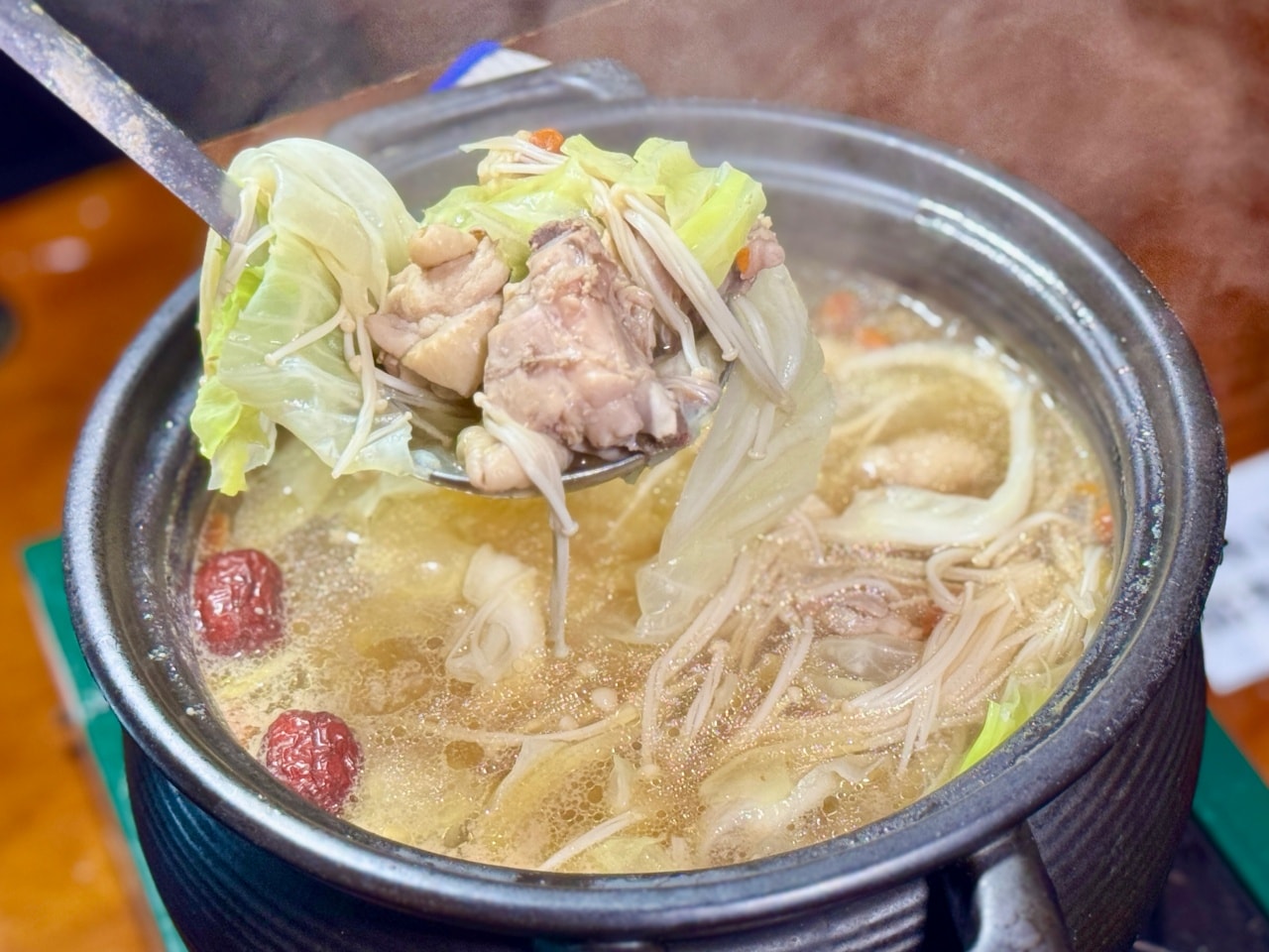 雞老闆桶仔雞