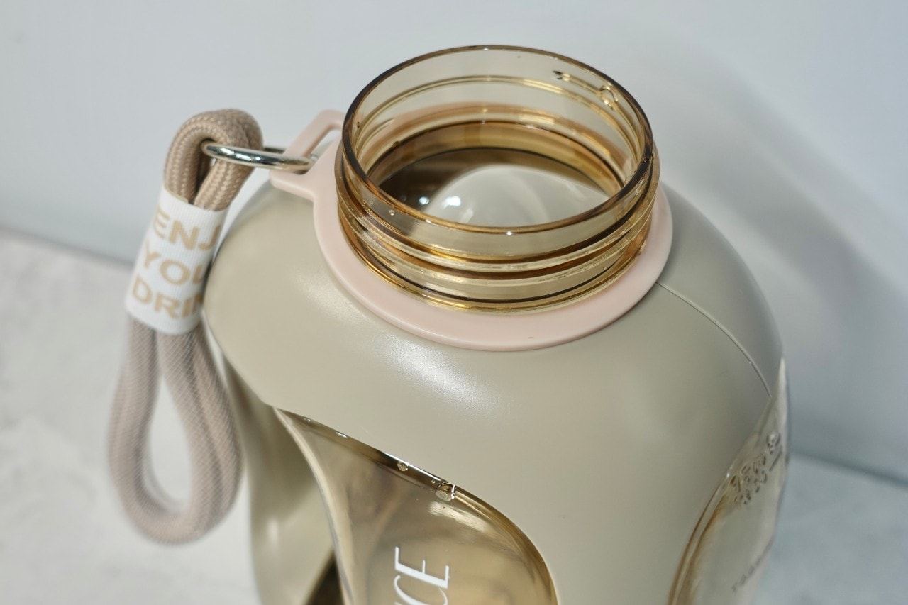 Oolab大容量輕便水壺1500ml