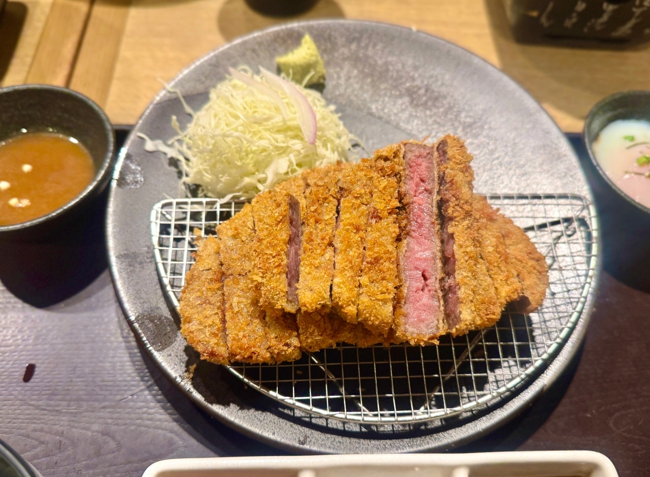 大阪梅田美食推薦「牛カツ京都勝牛」關西地區必吃的超強炸牛排連鎖專賣店! - 第10張圖 京都勝牛