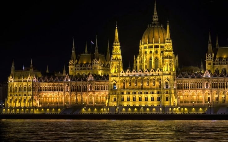 布拉格國會大廈 (Prague Parliament Building)