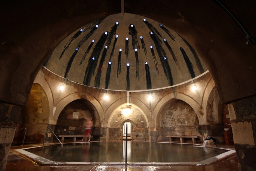 基拉伊溫泉浴場（Király Thermal Bath）