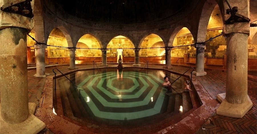 盧達溫泉浴場（Rudas Thermal Bath）