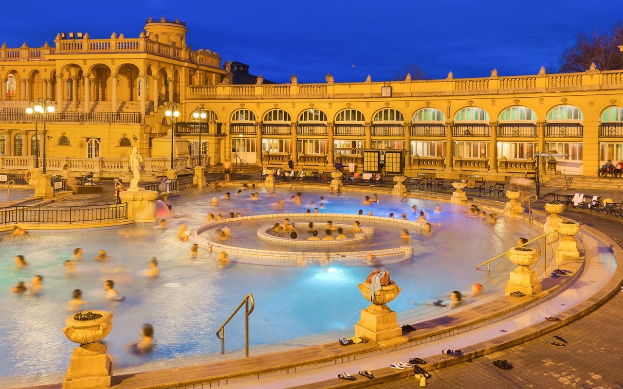 蓋勒特溫泉浴場（Gellért Thermal Bath）
