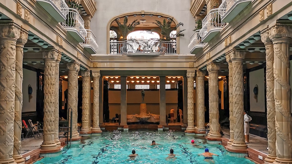 蓋勒特溫泉浴場（Gellért Thermal Bath）
