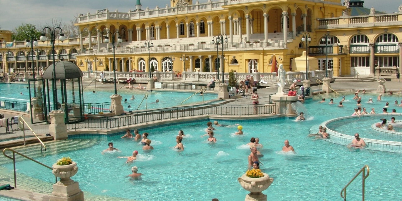 蓋勒特溫泉浴場（Gellért Thermal Bath）