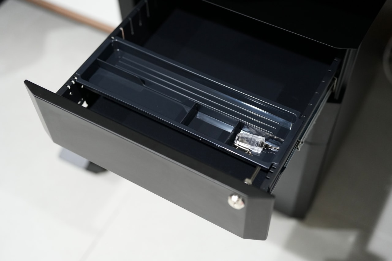 電競玩家必收「FUNTE Flying II RGB 電競升降桌」極致穩固耐重,享受高品質電競體驗! - 第19張圖 FUNTE 三層抽屜活動櫃