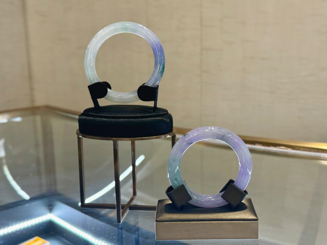 台北東區翡翠玉石店家「阡晶珠寶」老闆親選高品質玉鐲、玉飾,預約制服務! - 第5張圖 阡晶珠寶