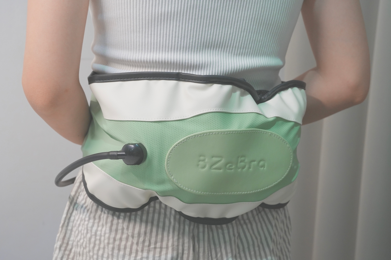 【腰痛救星開箱】3ZeBra三隻斑馬「呼呼腰」腰部按摩器,三段式溫度熱敷氣囊+七頻按摩模式! - 第1張圖 3ZeBra三隻斑馬|呼呼腰