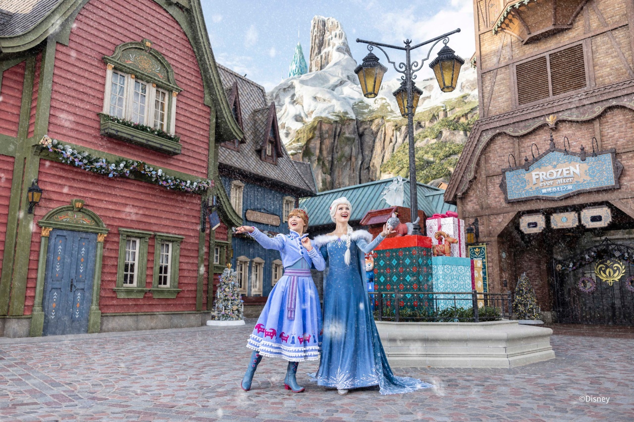 2025最新香港迪士尼樂園攻略(附20週年聖誕活動資訊),冰雪奇緣園區、必玩遊樂設施與必看表演。 - 第9張圖 香港迪士尼|20周年聖誕活動