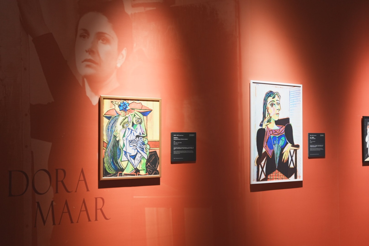 【2026 台北必看展覽】永恆畢卡索光影藝術展:沉浸式體驗立體派大師的創作靈魂,展區亮點、門票資訊、逛展心得全攻略! - 第17張圖 《「永恆畢卡索」光影藝術展:藝術、繆思與知己》