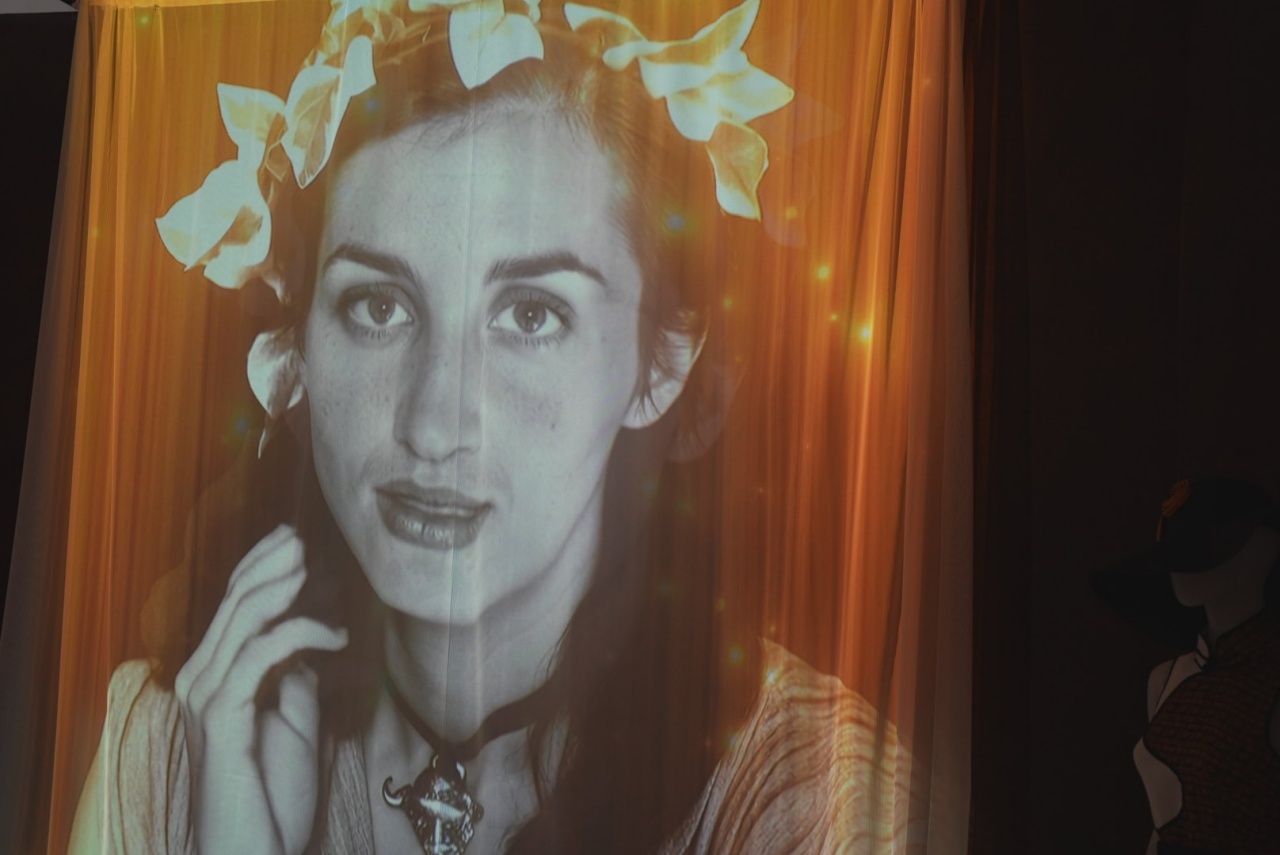 【2026 台北必看展覽】永恆畢卡索光影藝術展:沉浸式體驗立體派大師的創作靈魂,展區亮點、門票資訊、逛展心得全攻略! - 第18張圖 《「永恆畢卡索」光影藝術展:藝術、繆思與知己》